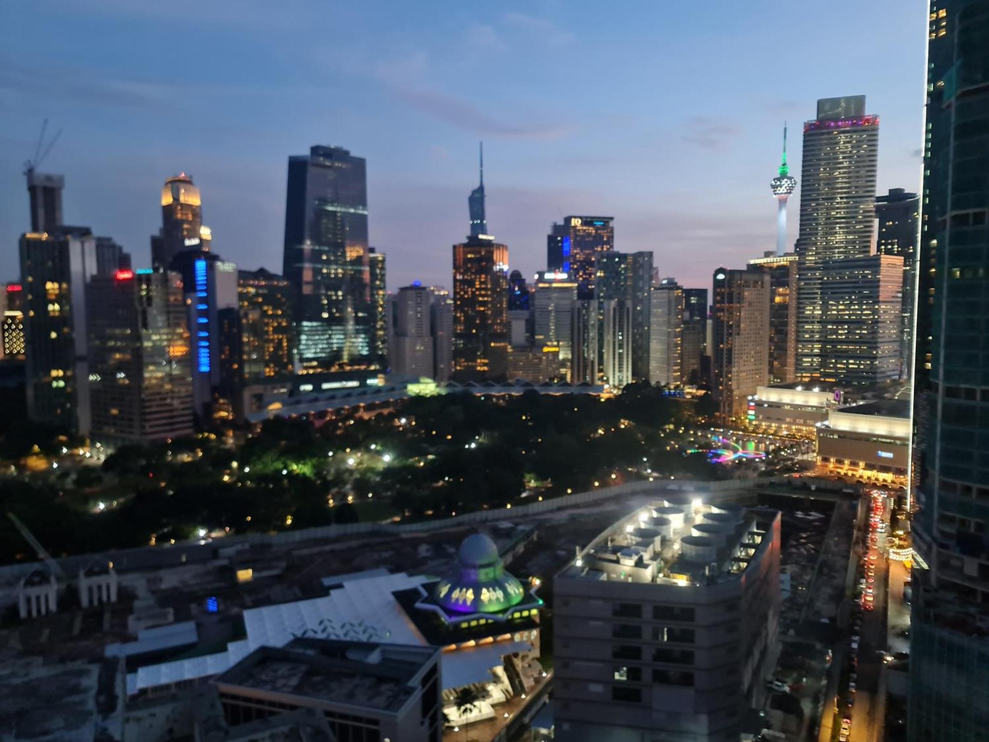 Bukit Bintang Klcc Binjai 8 Premium Soho Apartment By Sarah'S Lodge Kuala Lumpur Exterior photo